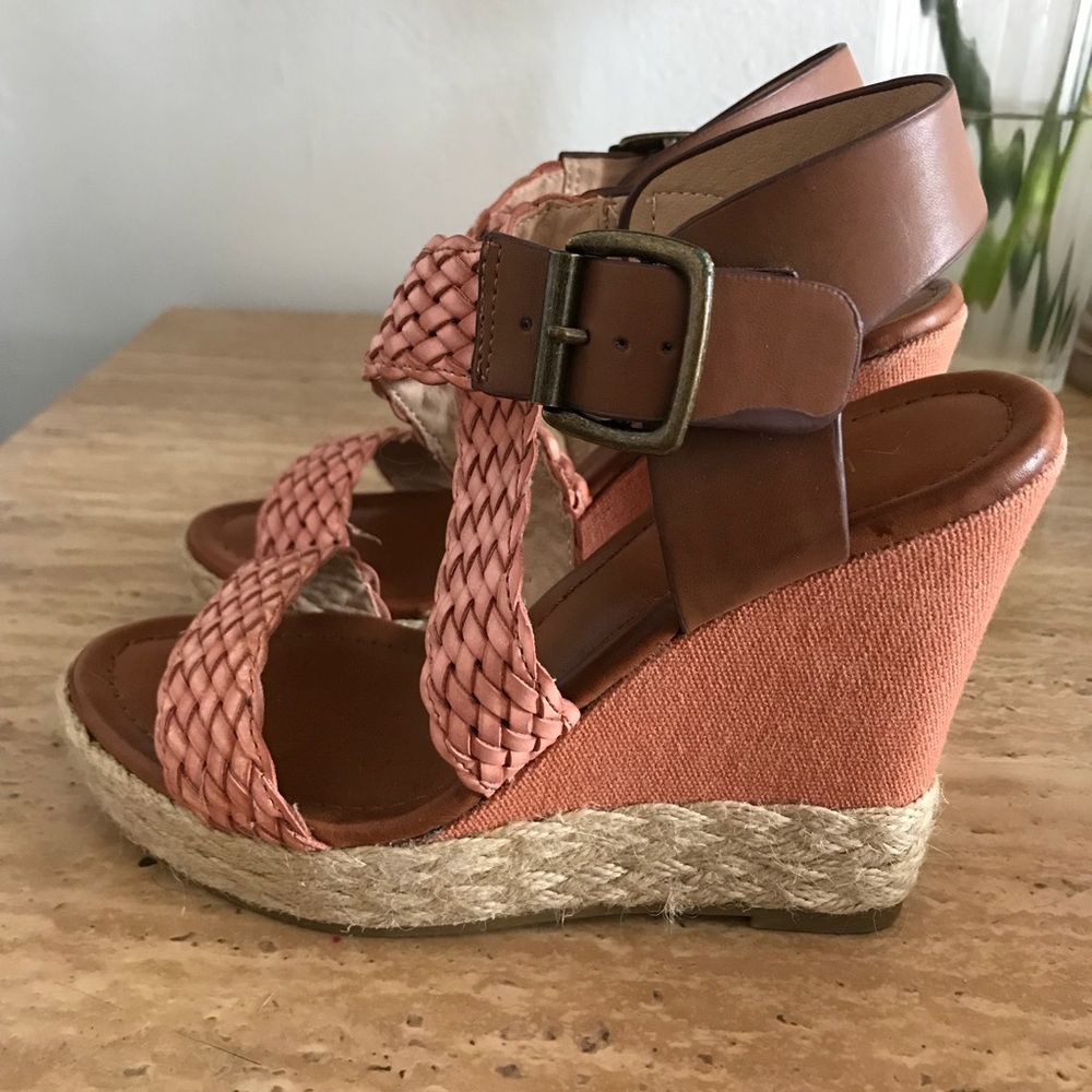 Aldo Wedges size 6 - Picture 4 of 6